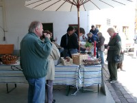Marktst&auml;nde auf 
dem Zoogel&auml;nde